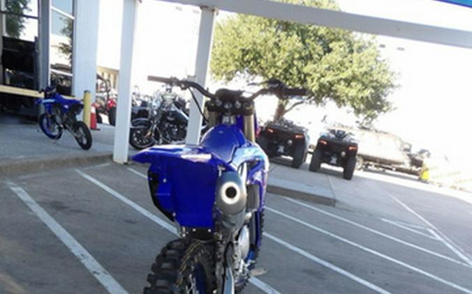 2027 Yamaha YZ450FVL