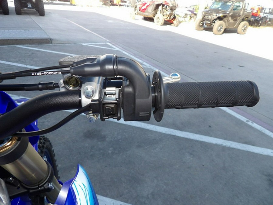 2027 Yamaha YZ450FVL