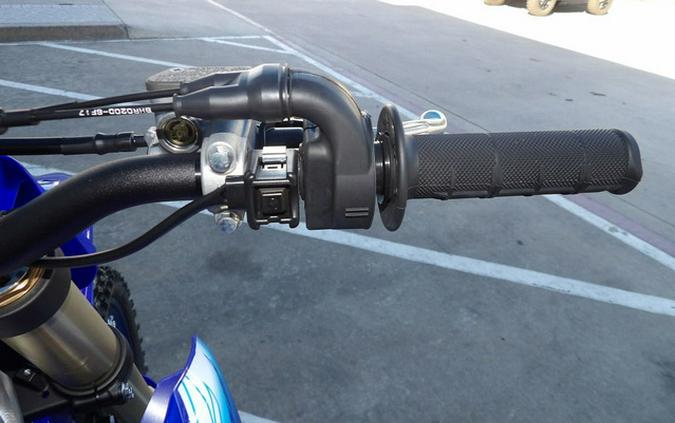 2027 Yamaha YZ450FVL