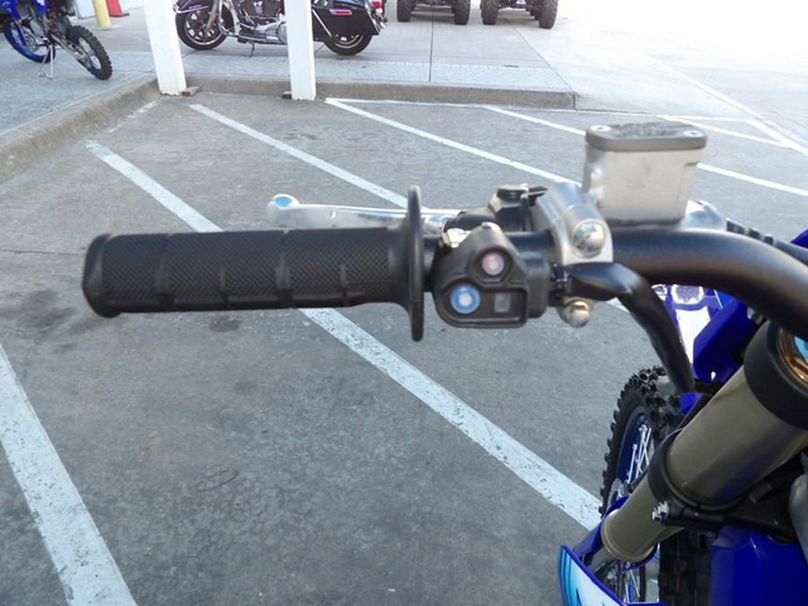 2027 Yamaha YZ450FVL