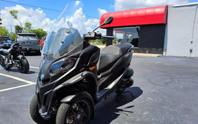 2025 Piaggio MP3 530 Exclusive