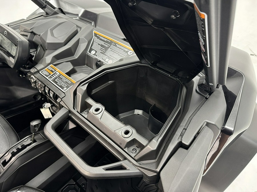 2026 Can-AM Commander XT 700