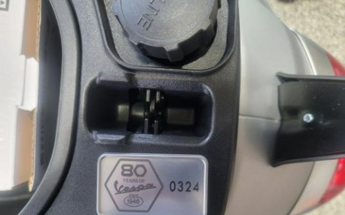 2027 Vespa GTS 310 80th ottantesimo