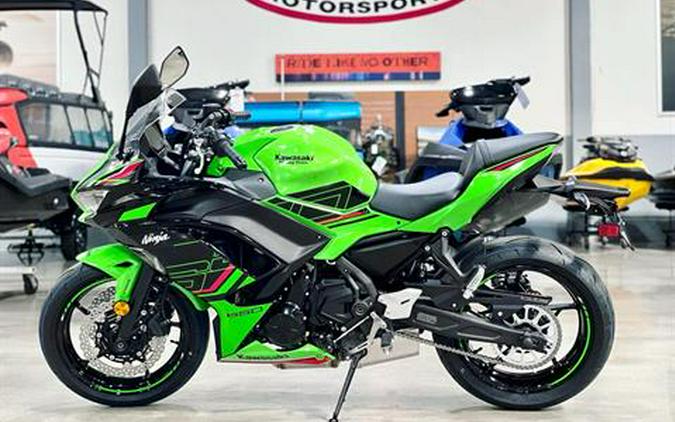 2024 Kawasaki Ninja 650 KRT Edition ABS