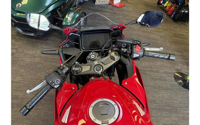 2025 Honda CBR500R - RED