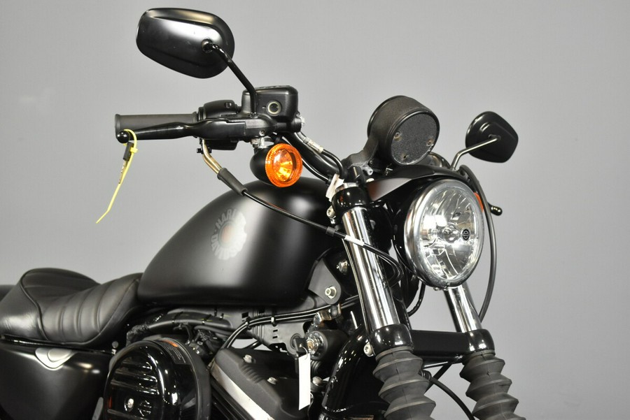 2016 Harley-Davidson Iron 883