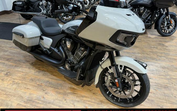 2026 Indian Challenger Dark Horse 112 Chalk With Black Metal