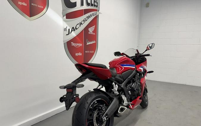 2026 Honda CBR650R E-Clutch