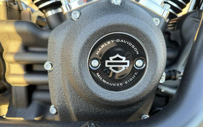 2023 Harley-Davidson Street Bob 114 INDUSTRIAL YLW