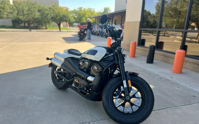 2023 Harley-Davidson® Sportster® S White Sand Pearl