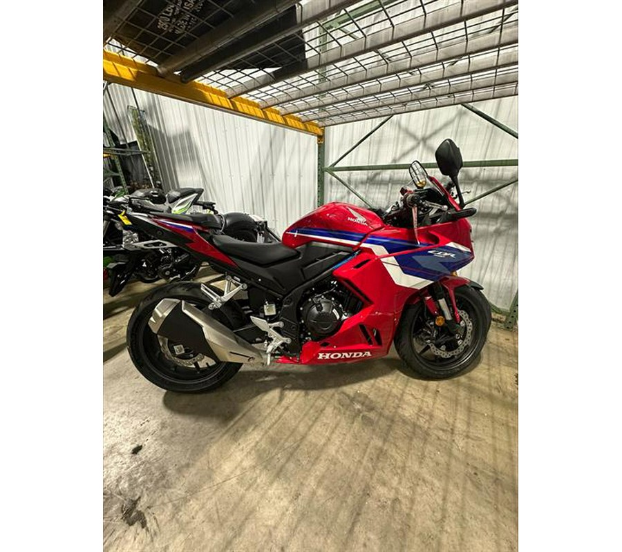 2025 Honda CBR500R