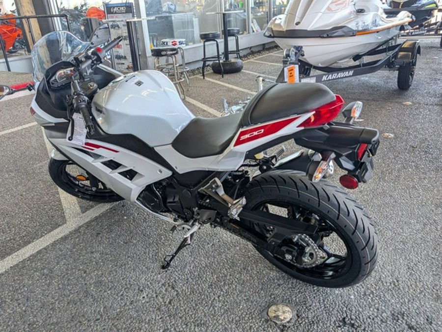 2026 Kawasaki NINJA 300 ABS