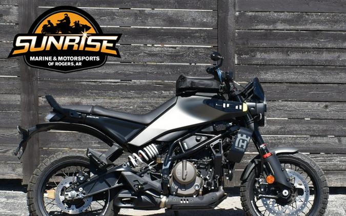 2024 Husqvarna Motorcycles SVARTPILEN 401