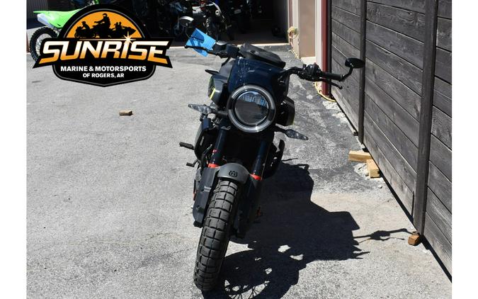 2024 Husqvarna Motorcycles SVARTPILEN 401