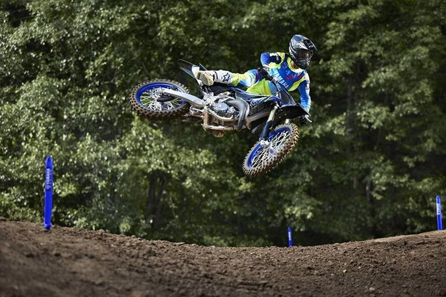 2027 YZ125 Monster Energy Edition - Yamaha