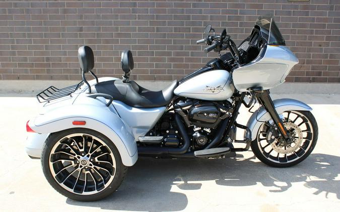 2024 Harley-Davidson® FLTRT - Road Glide® 3