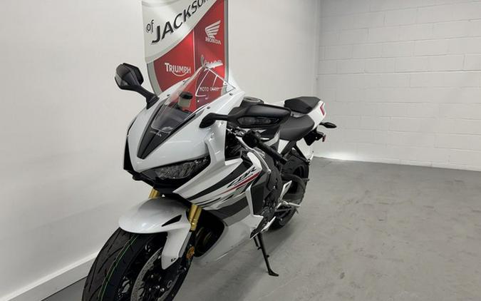 2026 Honda CBR1000RR Fireblade SP