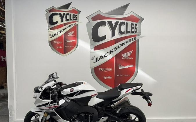 2026 Honda CBR1000RR Fireblade SP
