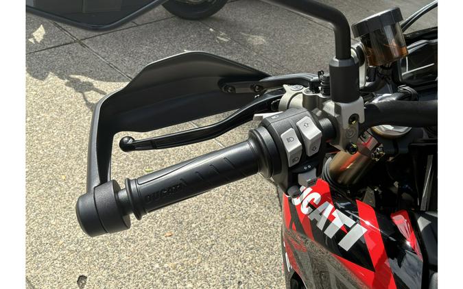 2026 Hypermotard 698 Mono RVE - Ducati