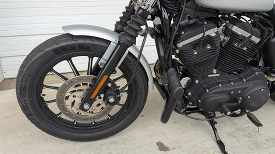 2009 Harley-Davidson Sportster® Iron 883™