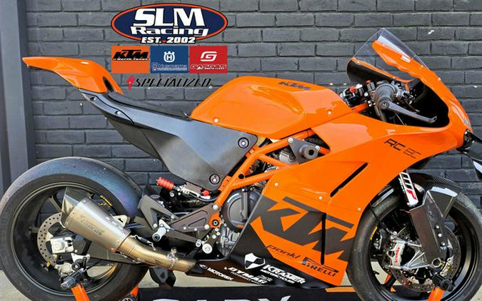 2022 KTM RC 8C