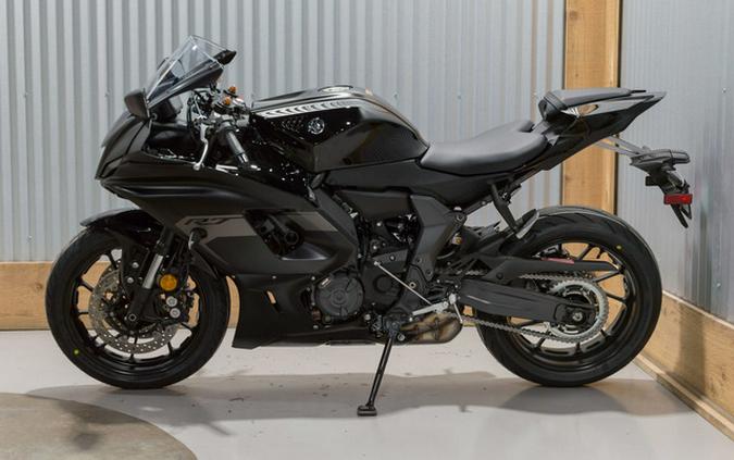 2025 Yamaha YZF R7