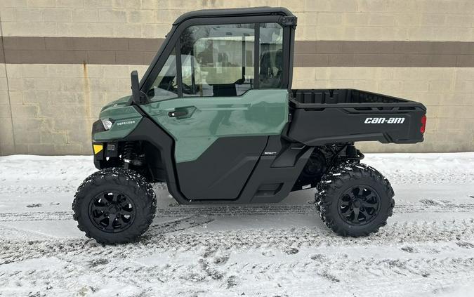 2026 Can-Am® Defender DPS CAB HD10