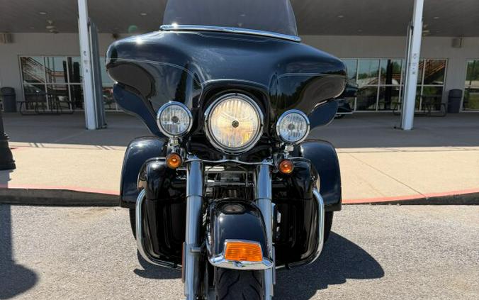 2011 Harley-Davidson® Tri Glide™ Ultra Classic® Black