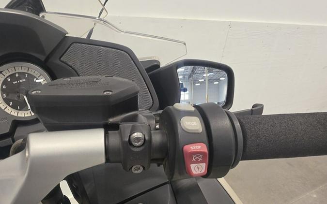 2016 BMW R 1200 RT Premium Ebony Metallic
