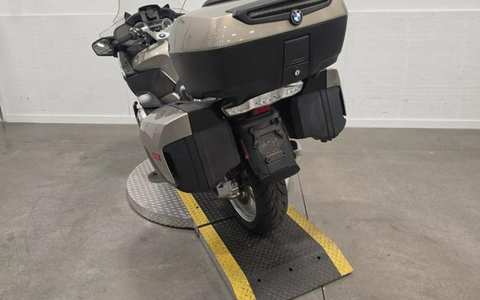 2016 BMW R 1200 RT Premium Ebony Metallic