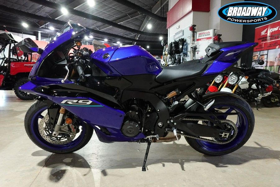 2027 Yamaha YZF-R9