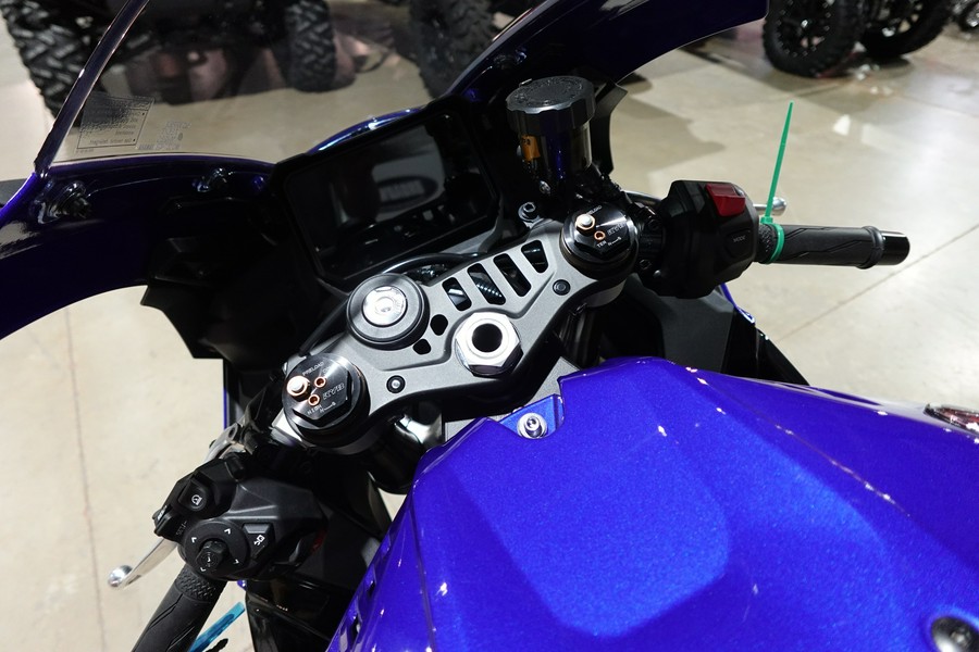 2027 Yamaha YZF-R9