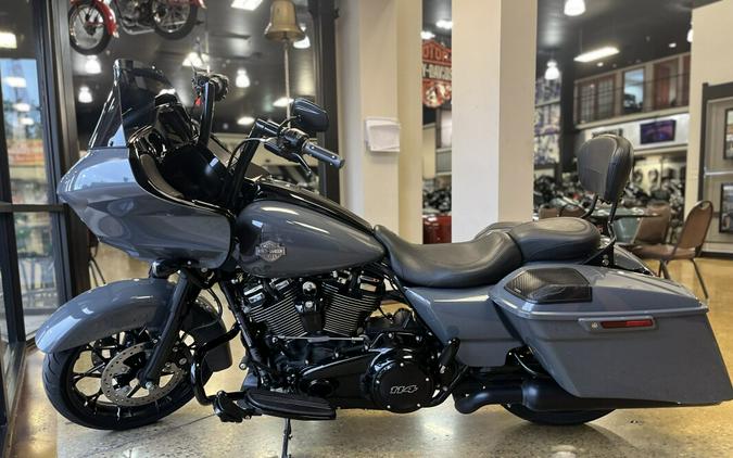 2022 Harley-Davidson Road Glide Special Gunship Gray