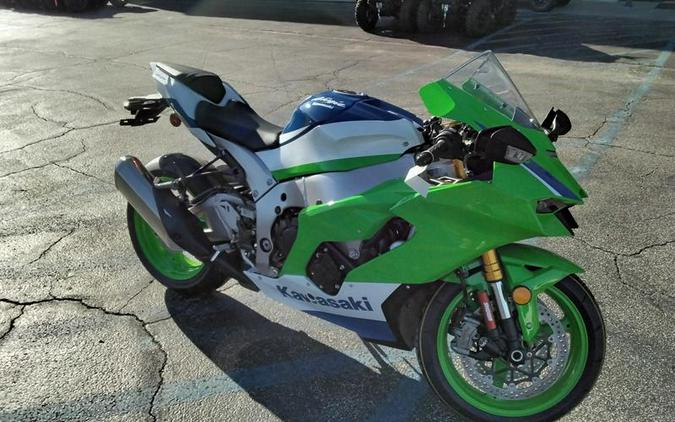 2024 Kawasaki Ninja® ZX™-10R 40th Anniversary Edition ABS