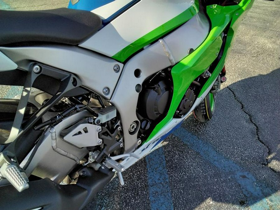 2024 Kawasaki Ninja® ZX™-10R 40th Anniversary Edition ABS