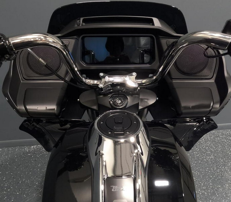 2024 Harley-Davidson® FLTRX - Road Glide®