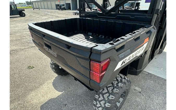 2025 Polaris Industries RANGER CREW 1000 PREMIUM - STATE FAIR DEMO WHITE LIGHTNING