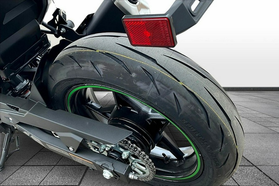 2024 Kawasaki Ninja 7 Hybrid ABS