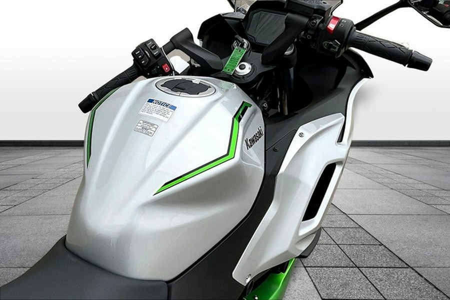 2024 Kawasaki Ninja 7 Hybrid ABS