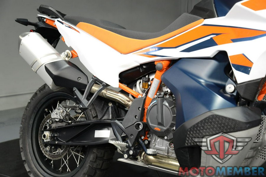 2024 KTM Adventure 890 R
