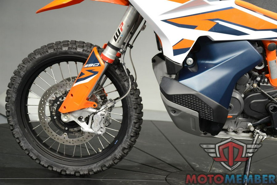 2024 KTM Adventure 890 R