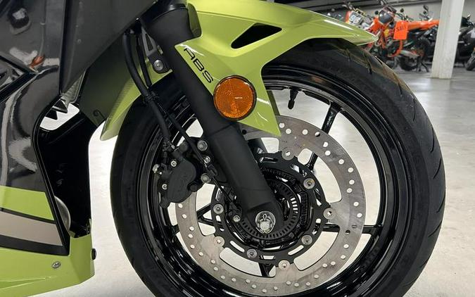 2026 Kawasaki Ninja® 500