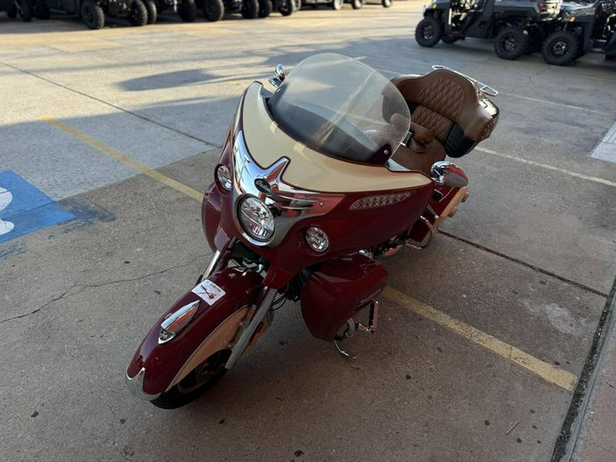 2016 Indian Motorcycle® Roadmaster® Indian Motorcycle Red and Ivory Cream