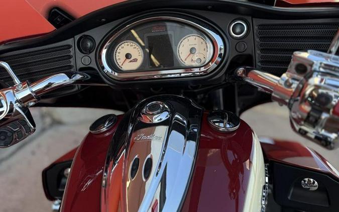 2016 Indian Motorcycle® Roadmaster® Indian Motorcycle Red and Ivory Cream