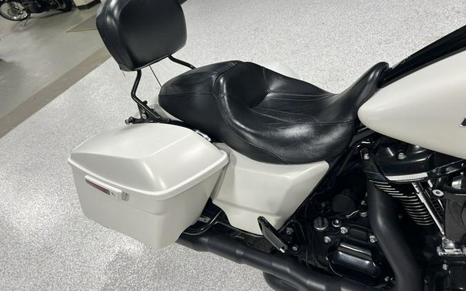 2018 Harley-Davidson FLHXS - Street Glide Special