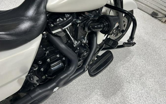 2018 Harley-Davidson FLHXS - Street Glide Special