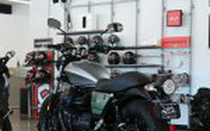 2021 Moto Guzzi V9 Bobber