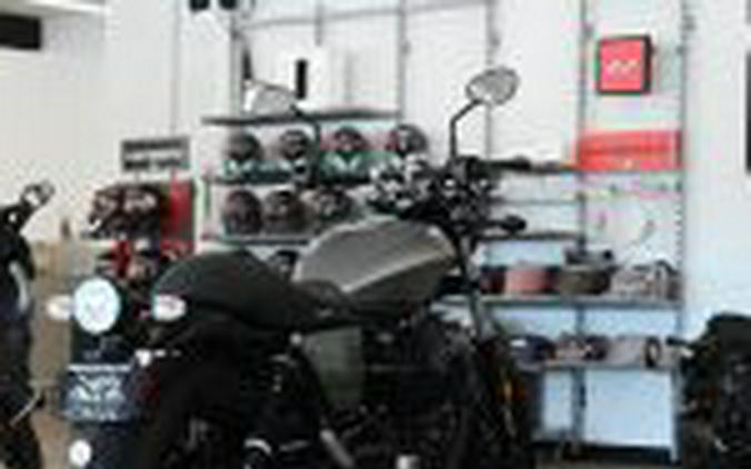 2021 Moto Guzzi V9 Bobber