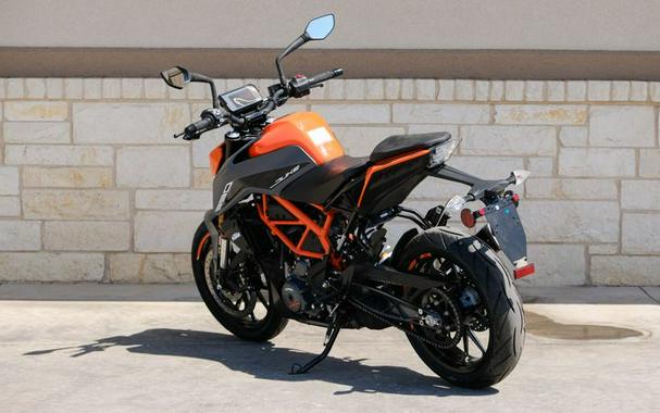 New 2023 KTM 390 DUKE