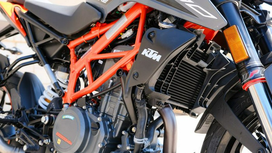 New 2023 KTM 390 DUKE